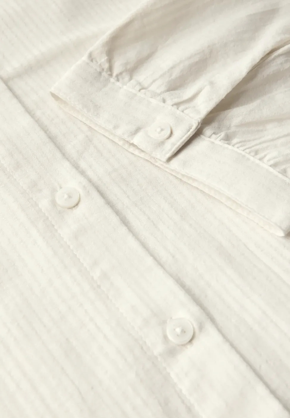 Bluse mit Streifenstruktur