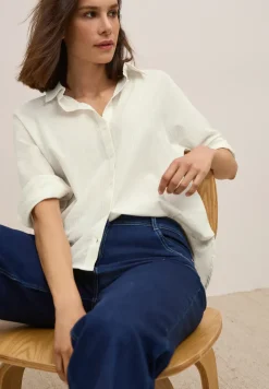 Bluse mit Streifenstruktur