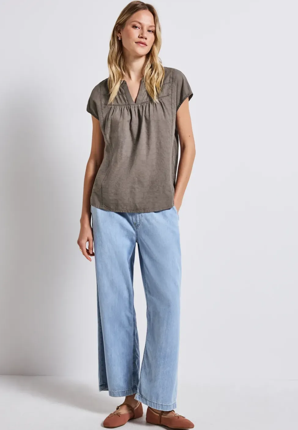 Bluse mit Tape-Details