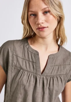 Bluse mit Tape-Details