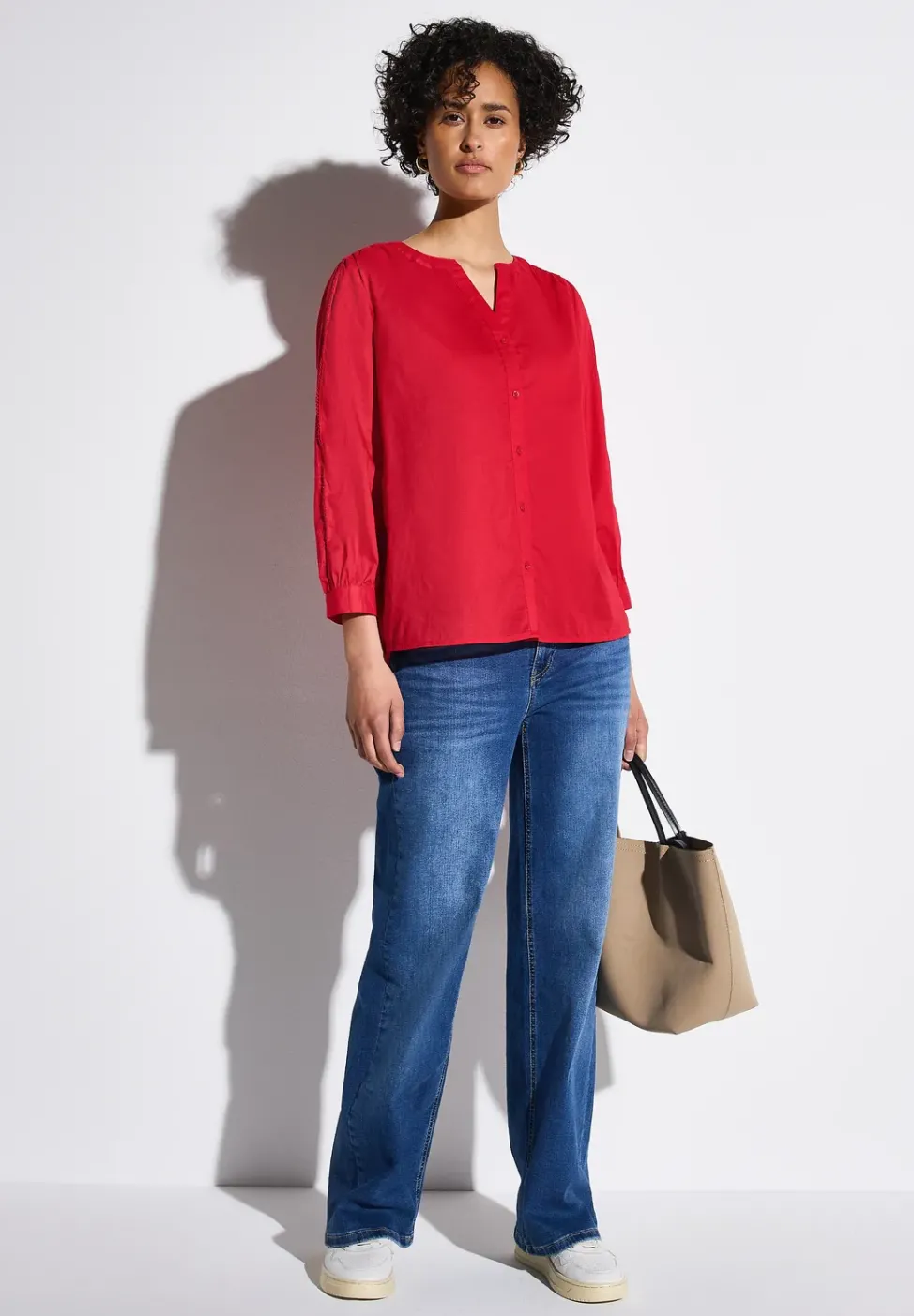 Bluse mit Tapedetails