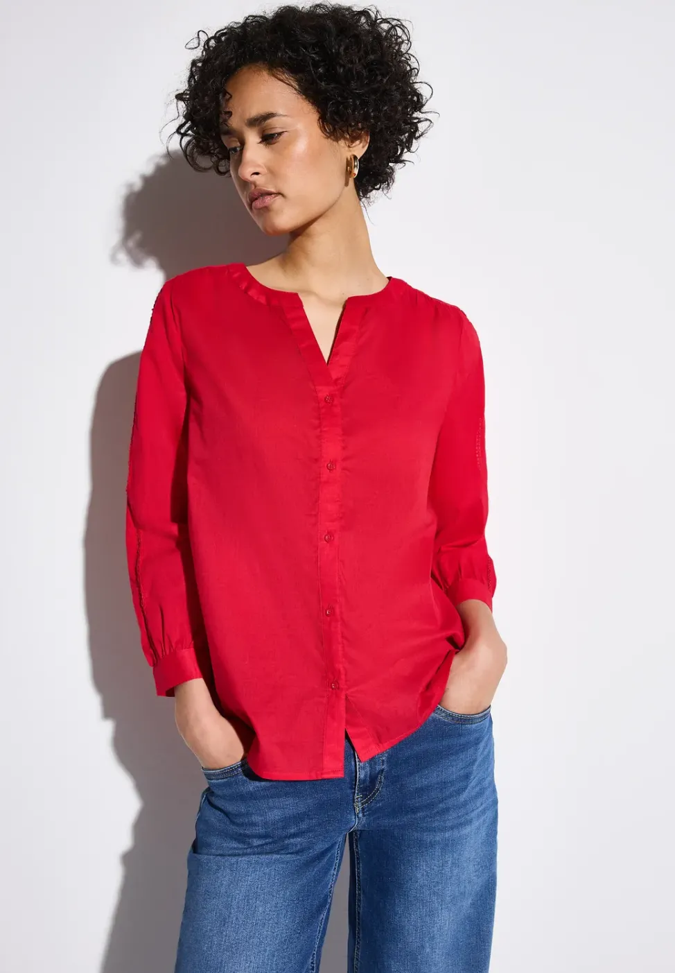 Bluse mit Tapedetails