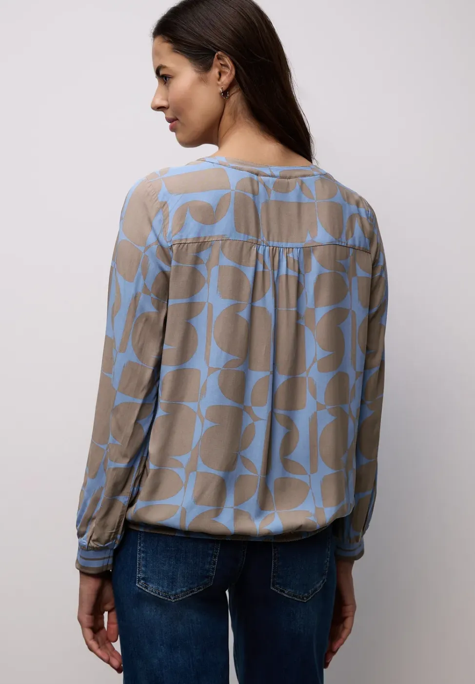 Bluse mit Tapedetails