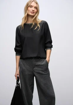 Bluse mit Tape Details