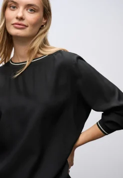 Bluse mit Tape Details
