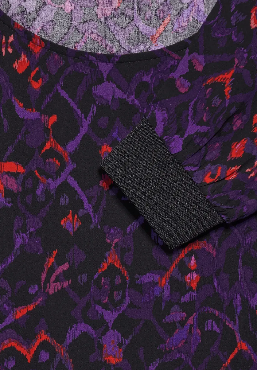 Bluse mit Tape-Details
