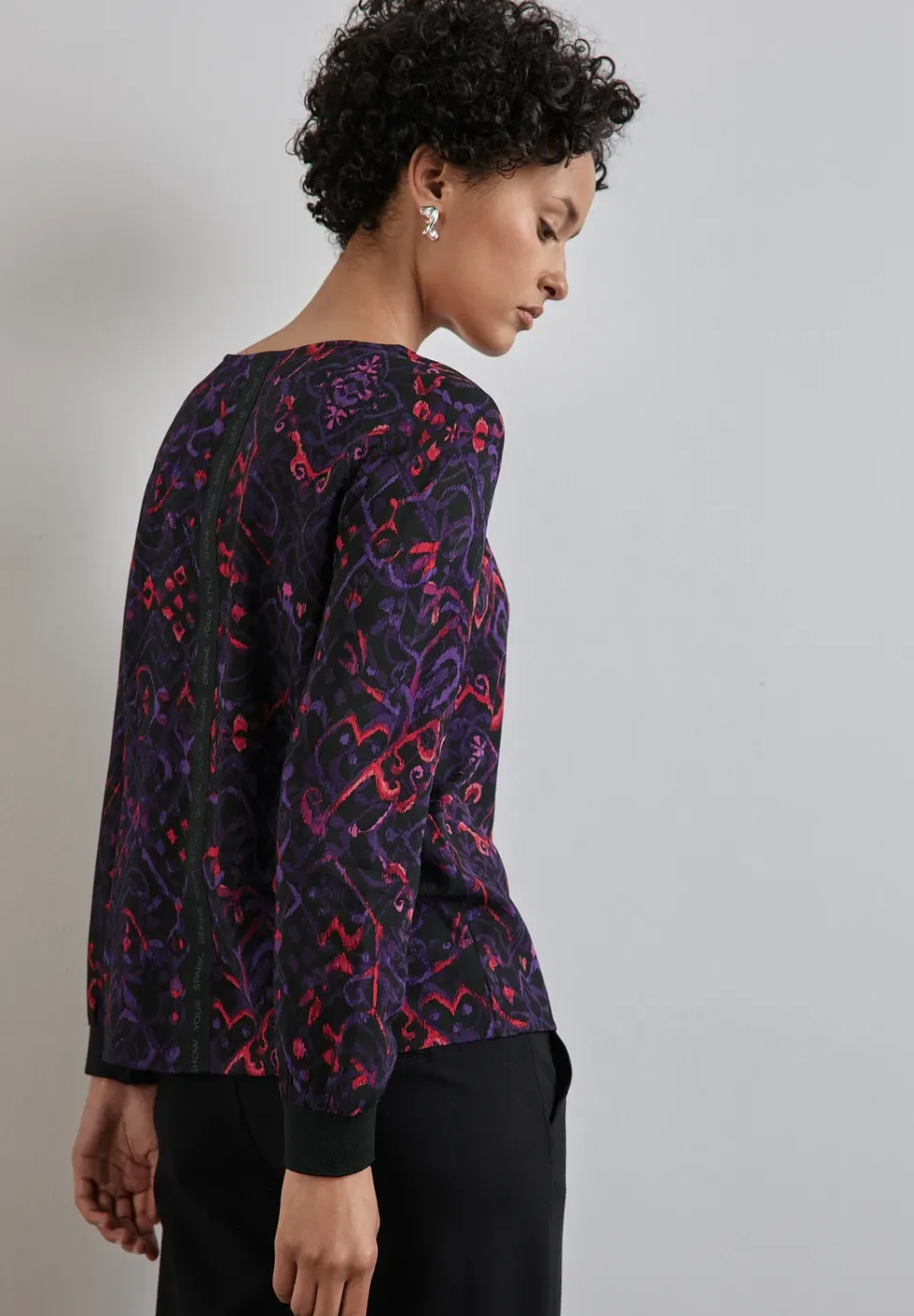 Bluse mit Tape-Details