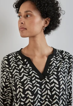 Bluse mit Tape-Details