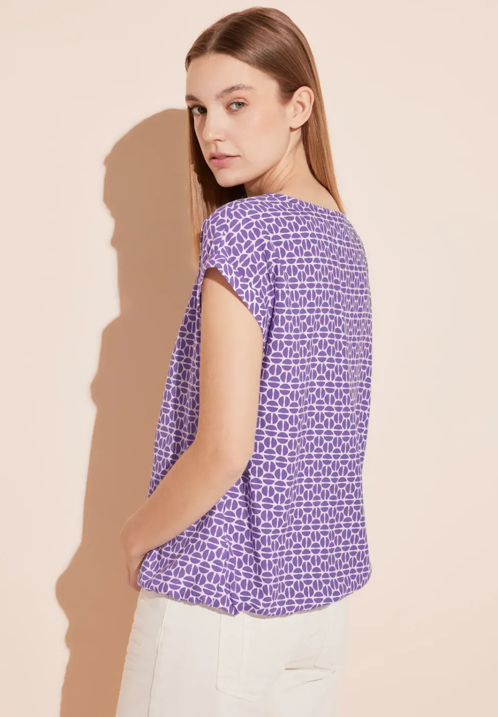 Bluse mit V-Ausschnitt