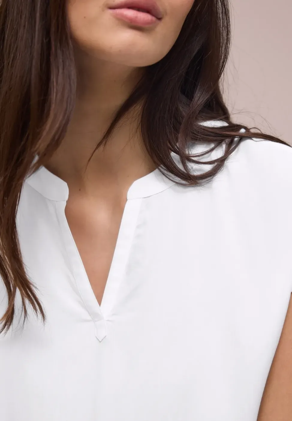 Blusenshirt in Unifarbe mit Split Neck