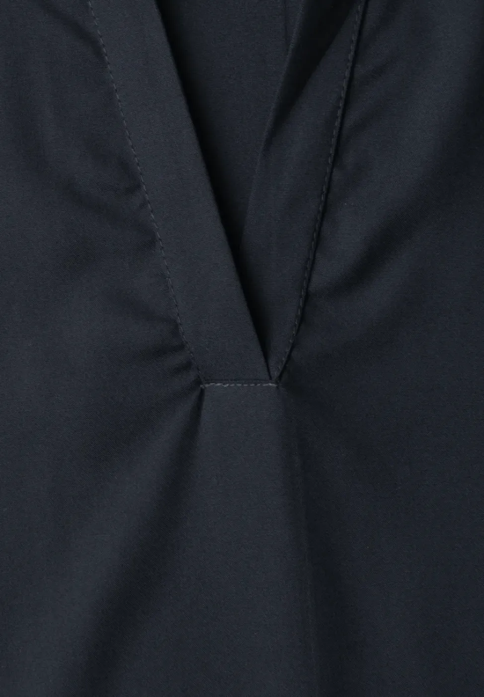 Blusenshirt mit Hemdkragen und Elastiksaum
