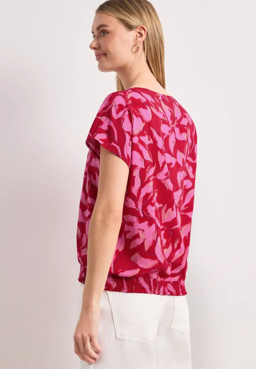 Blusenshirt mit Split Neck und Smokdetail