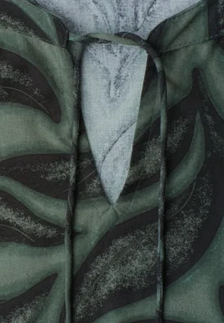 Blusenshirt mit Split Neck und Smokdetail