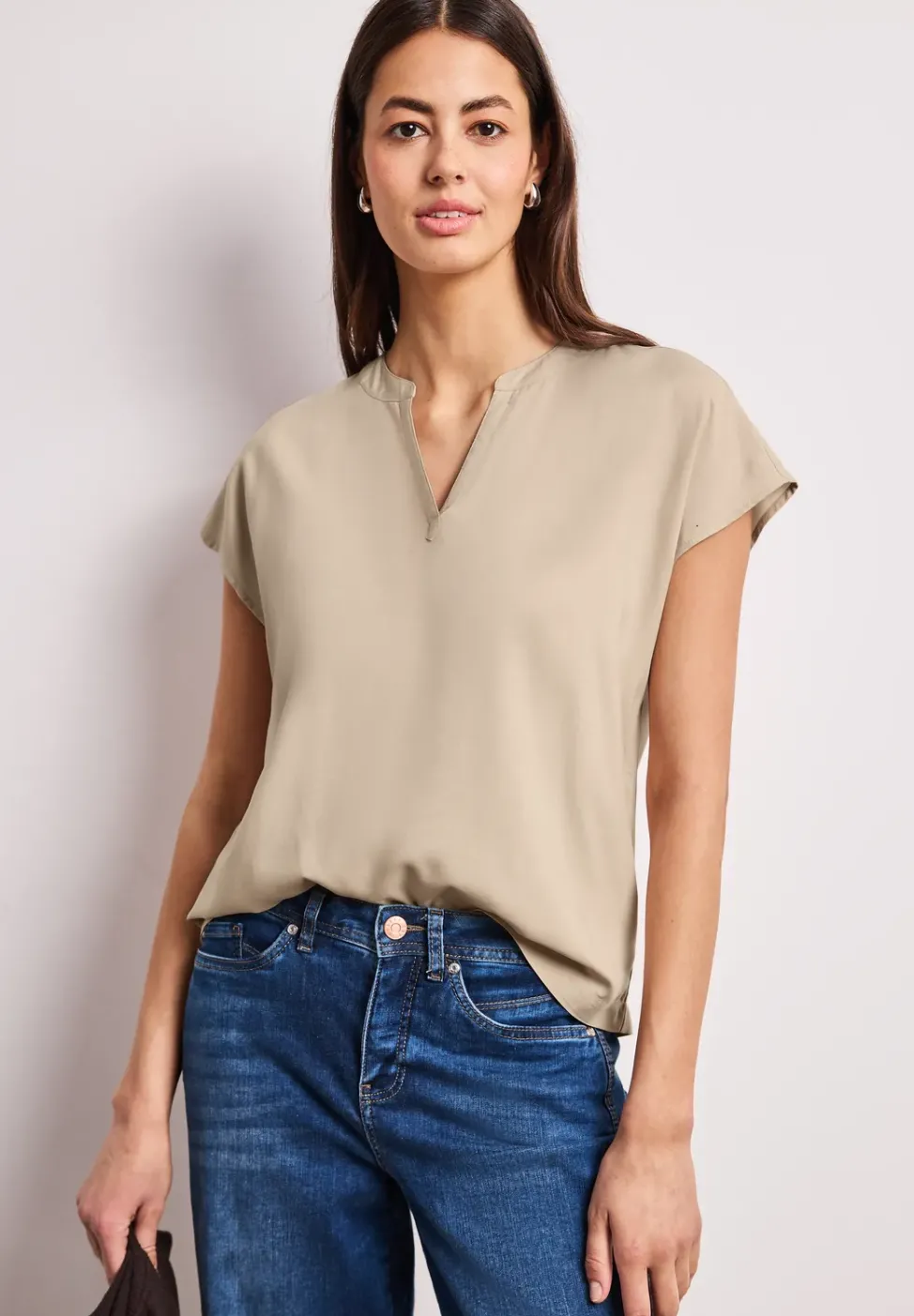 Blusenshirt in Unifarbe mit Split Neck