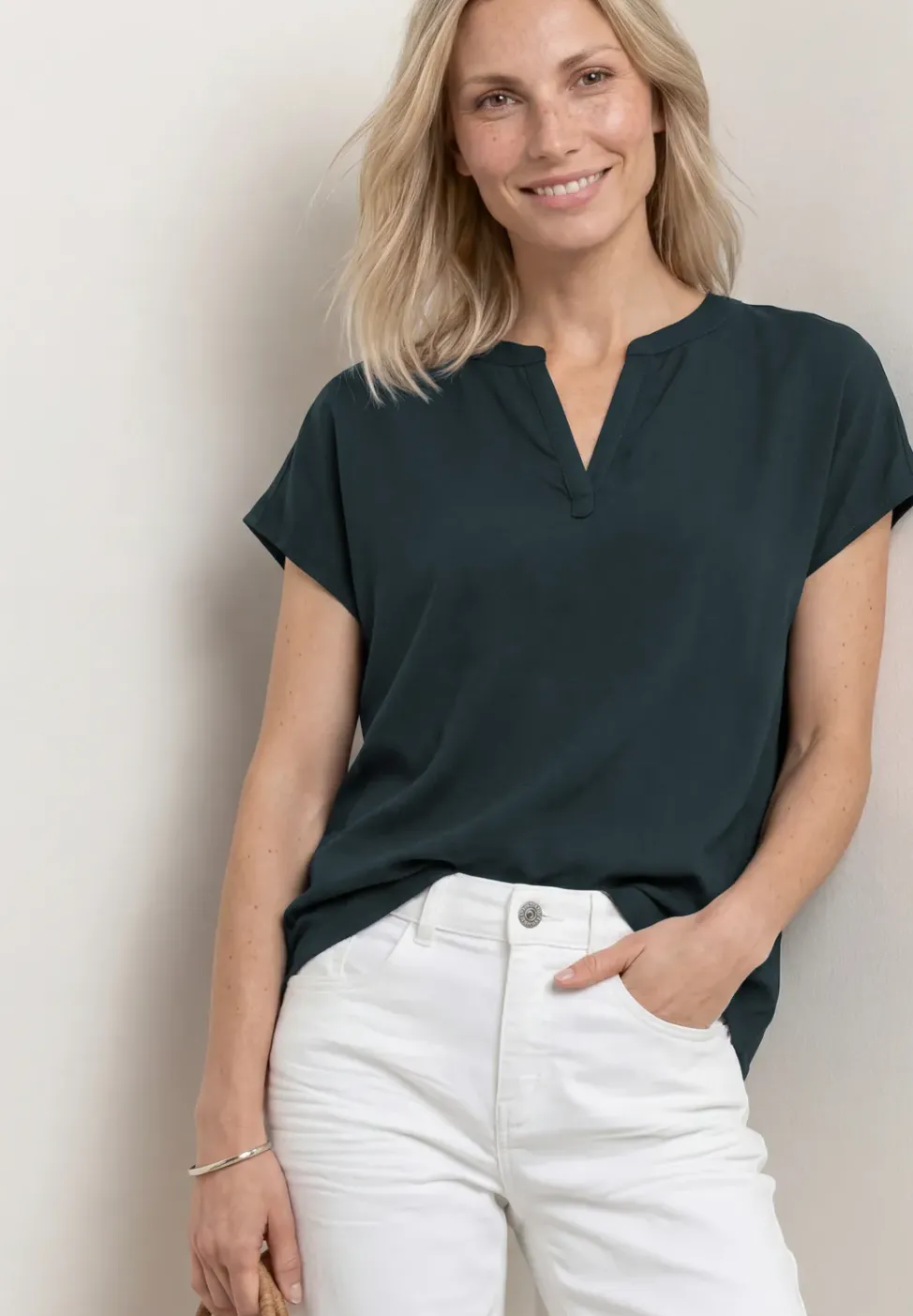 Blusenshirt in Unifarbe mit Split Neck