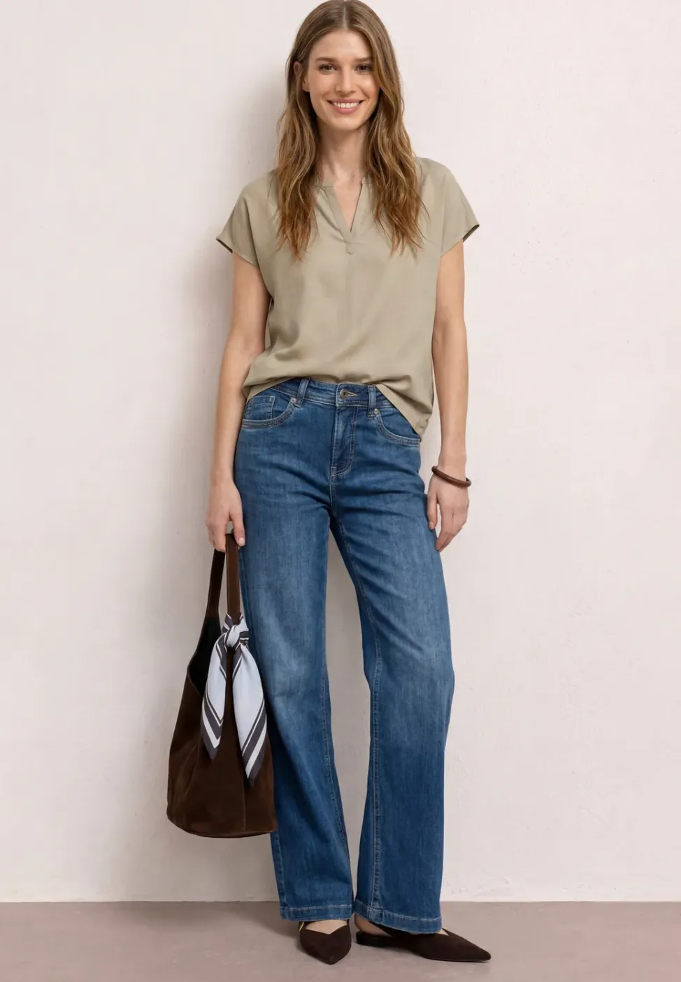 Blusenshirt in Unifarbe mit Split Neck