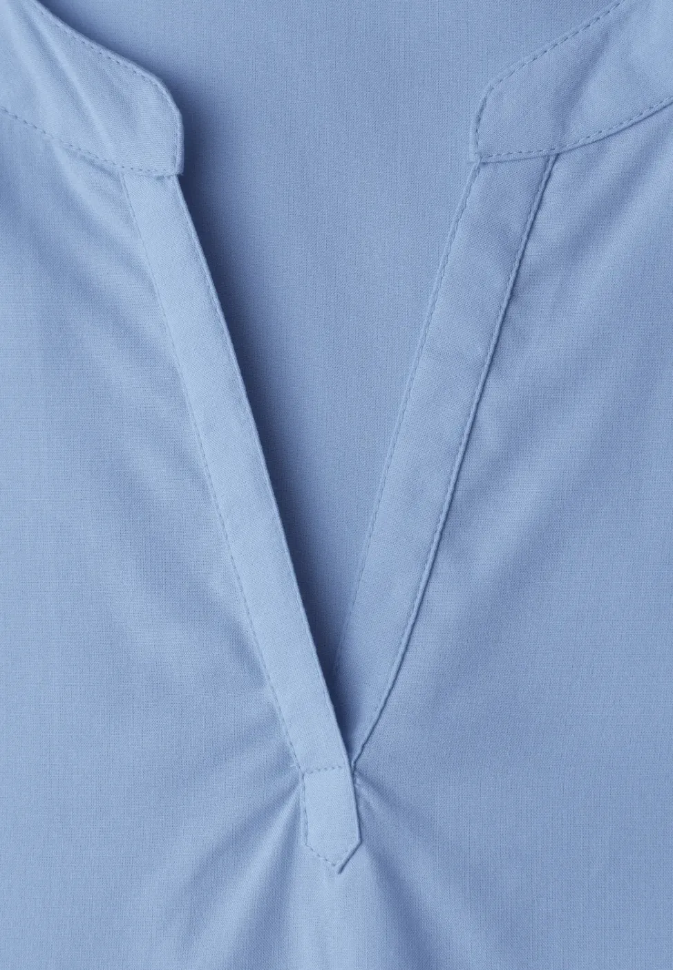 Blusenshirt in Unifarbe mit Split Neck