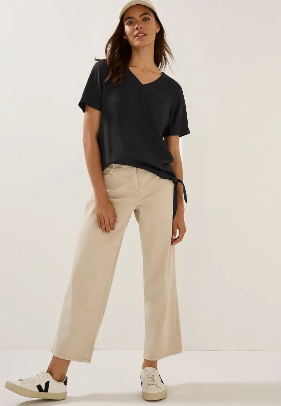 Blusenshirt mit Knoten