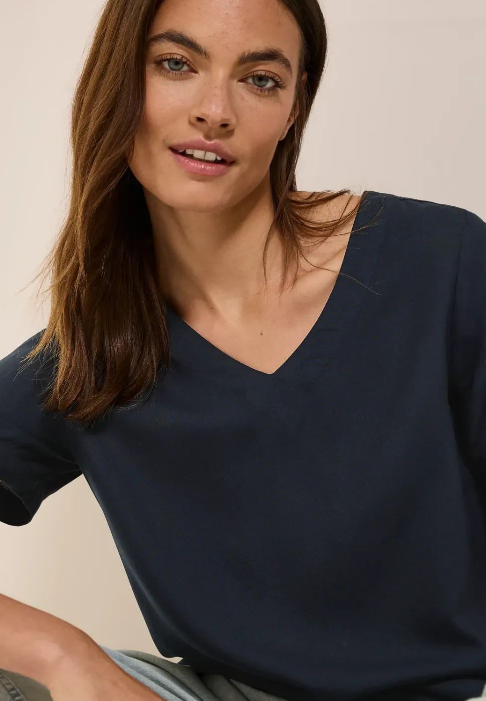 Blusenshirt mit Knoten