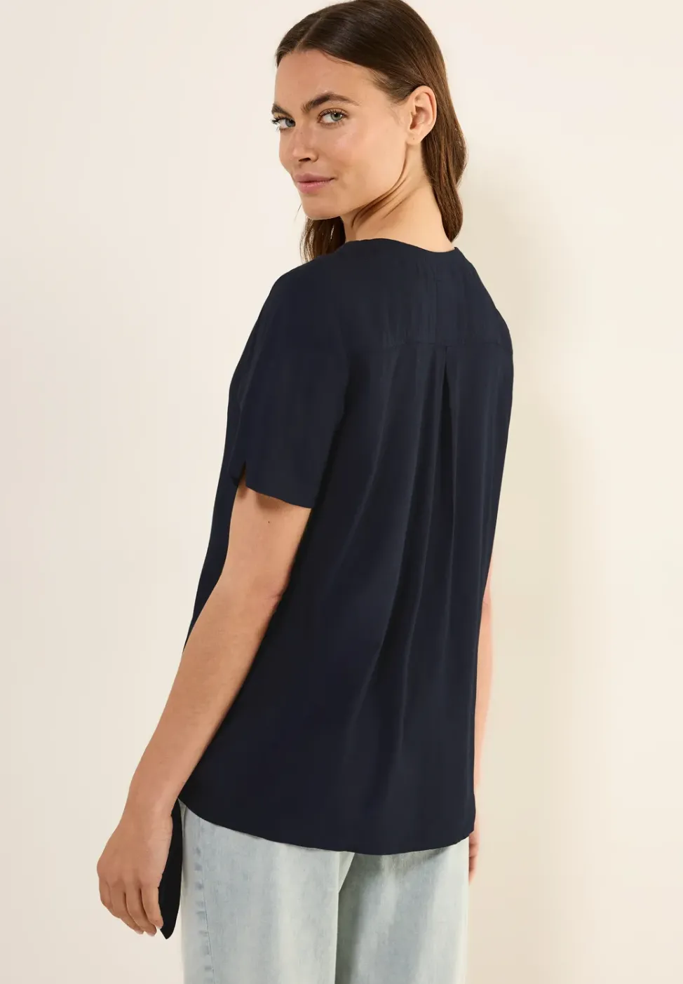 Blusenshirt mit Knoten