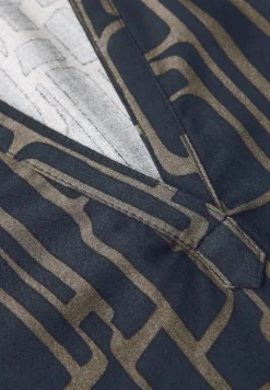Blusenshirt mit Puzzle Print