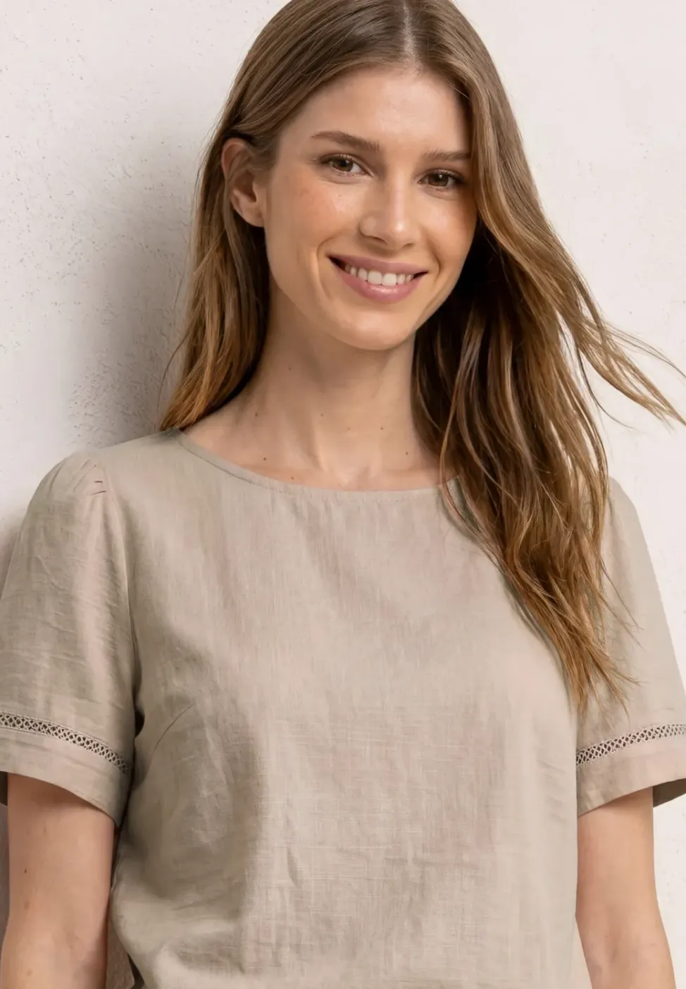 Blusenshirt mit Rundhals und Tape-Details