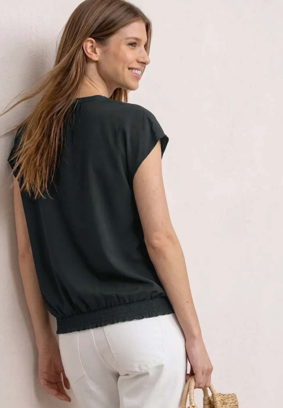 Blusenshirt mit Split Neck und Smokdetail