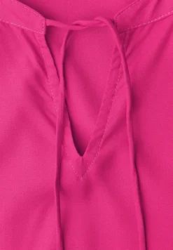 Blusenshirt mit Split Neck und Smokdetail