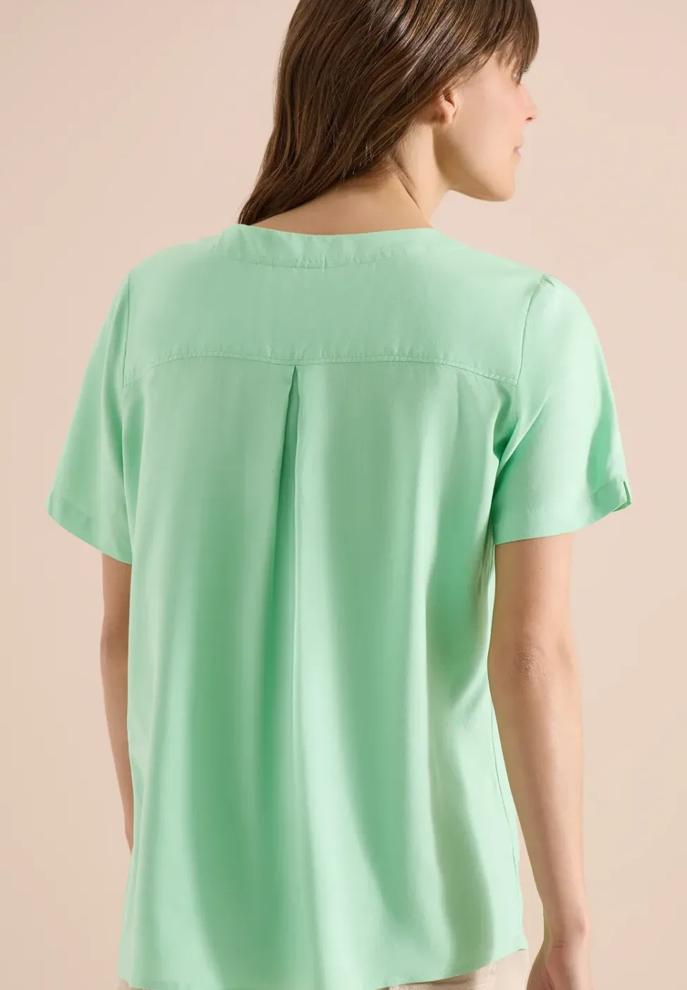 Blusenshirt mit V-Neck und Knoten