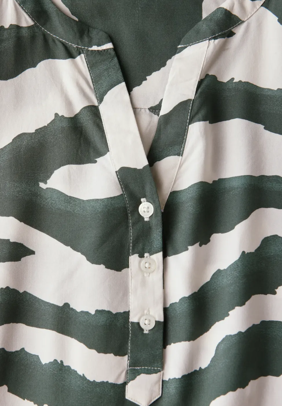 Blusenshirt mit Zebra Print