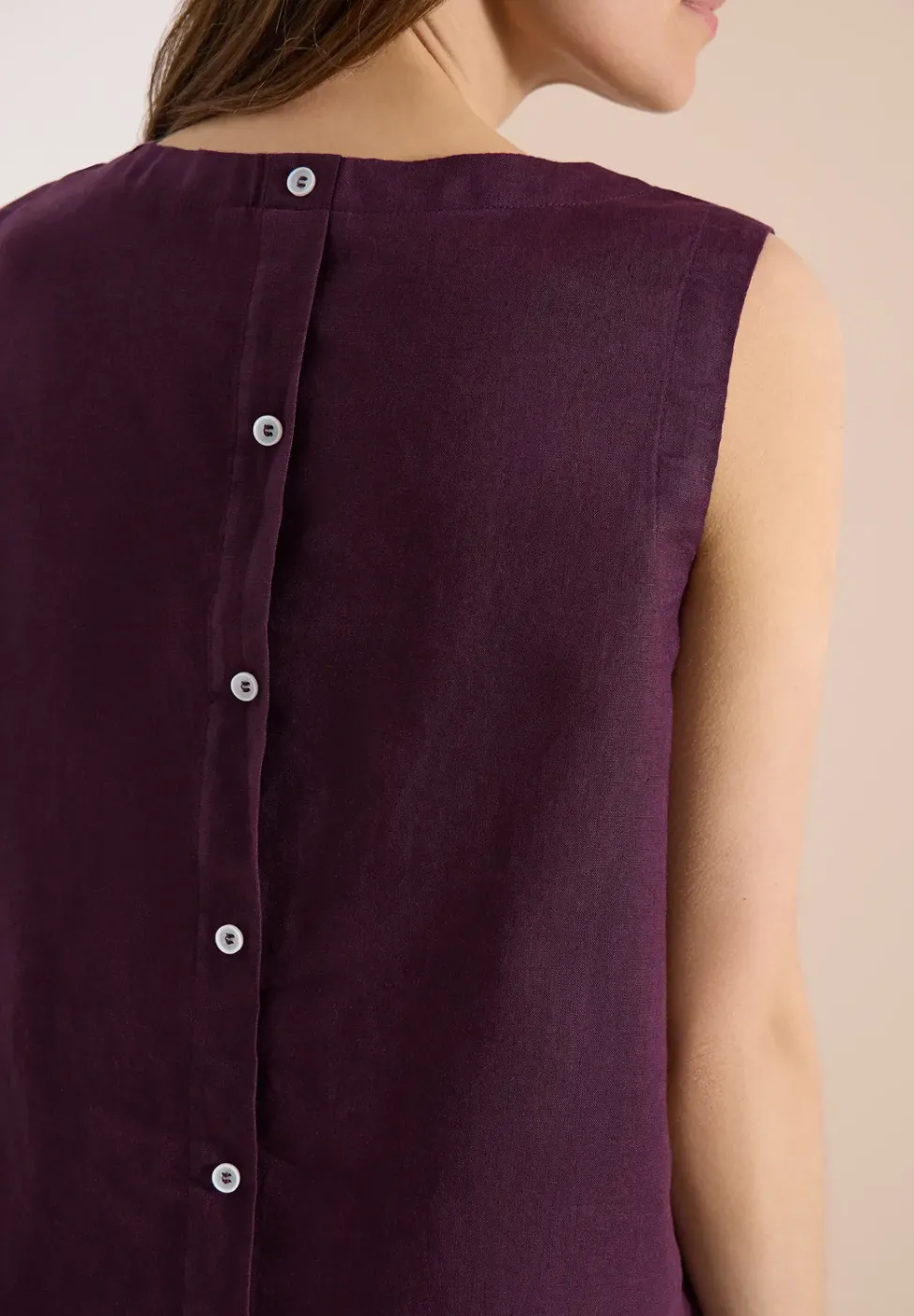 Blusentop aus Leinen mit Knopfdetails
