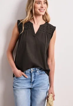 Blusentop mit Split Neck und Shiffleydetails