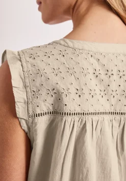 Blusentop mit Split Neck und Shiffleydetails