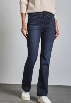 Bootcut Jeans