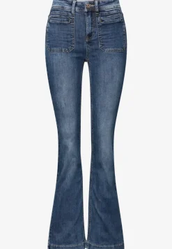 Bootcut Jeans