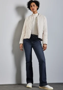 Bootcut Jeans