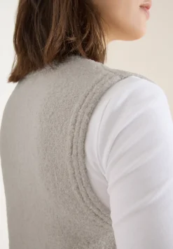 Bouclé Weste