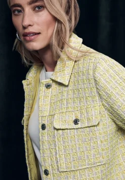 Bouclé-Jacke
