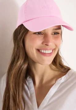Cap mit Stickerei