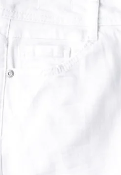 Capri Jeans
