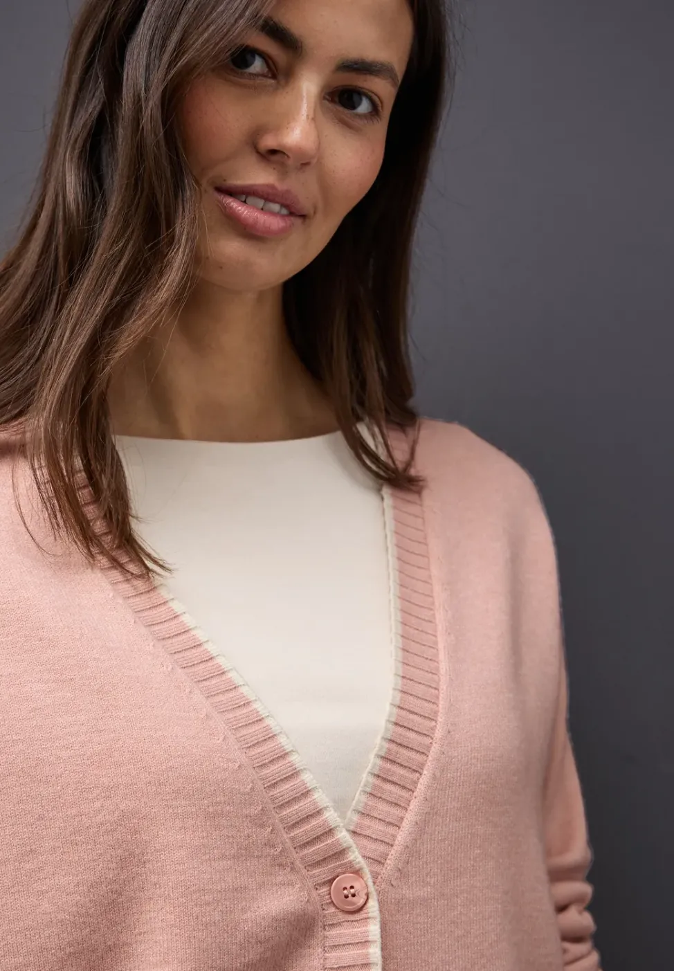 Cardigan mit Kontrastdetails