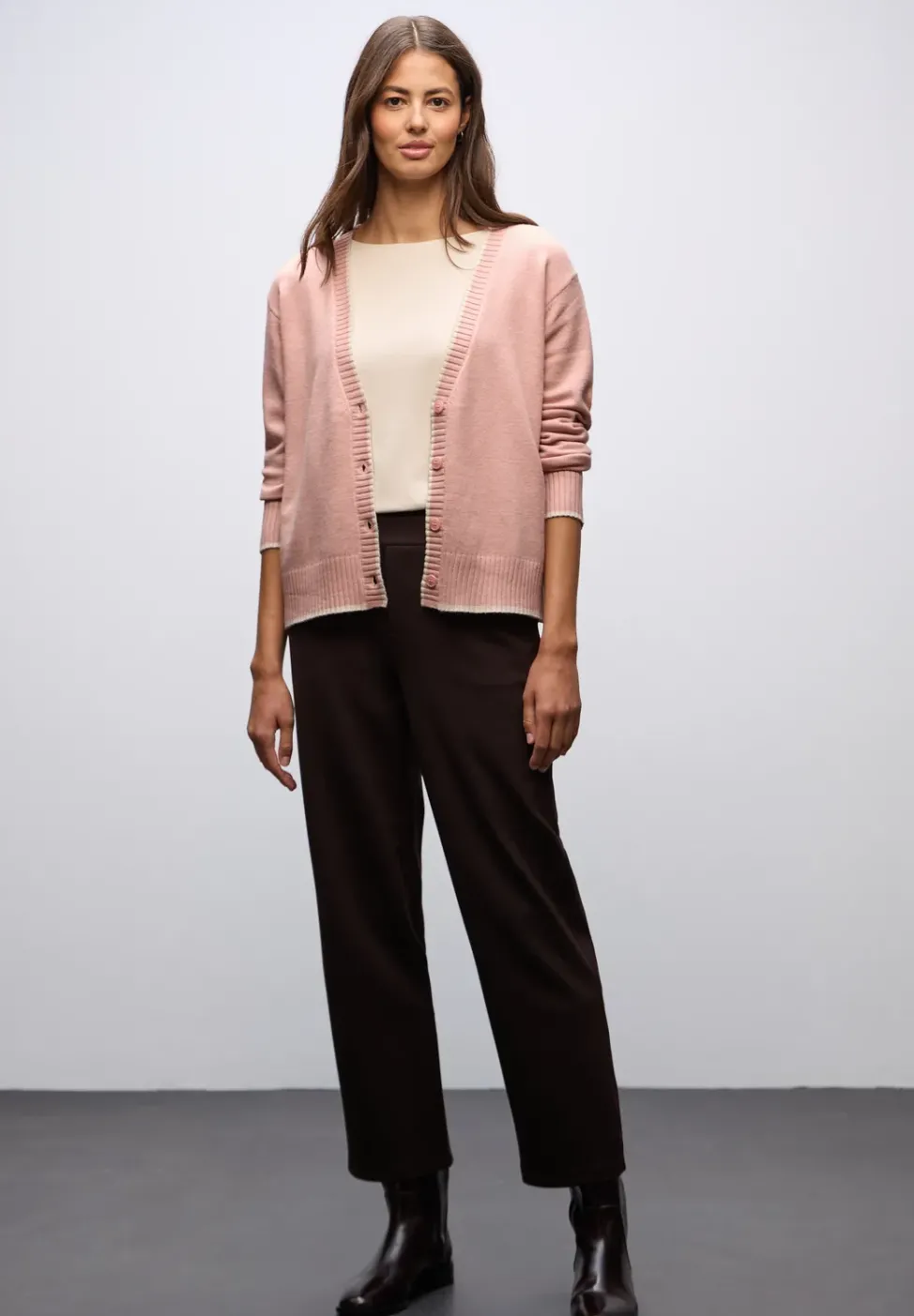 Cardigan mit Kontrastdetails