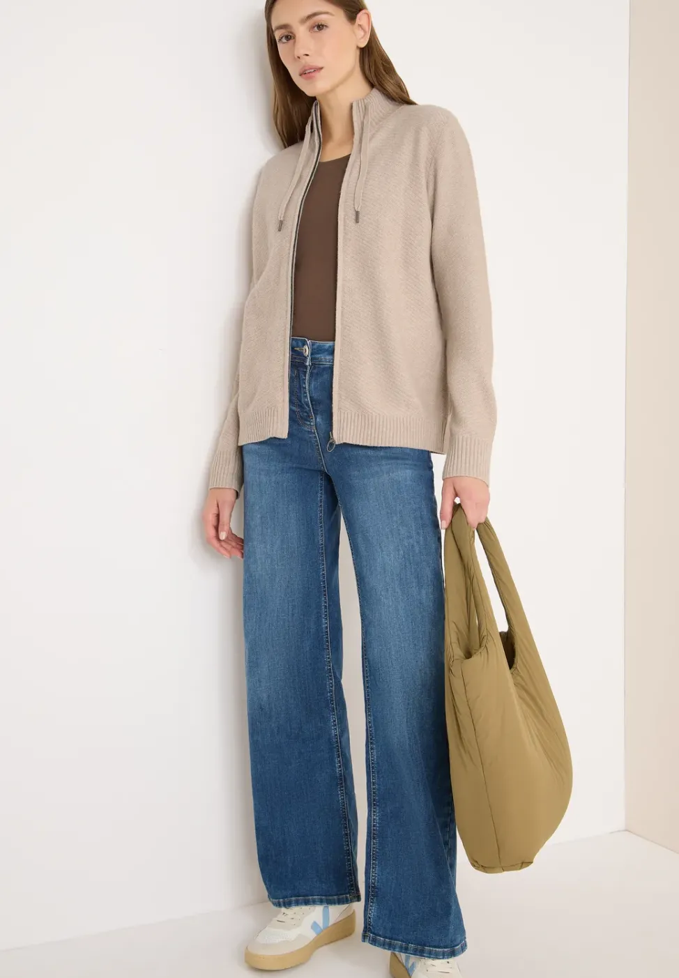 Cardigan mit Stehkragen
