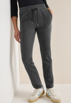 Casual Fit Hose