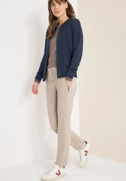 Casual Fit Hose