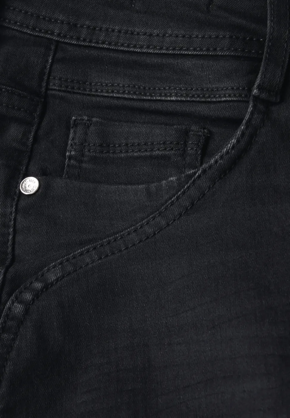 Casual Fit Jeans