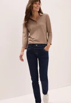 Casual Fit Rinsed Jeans