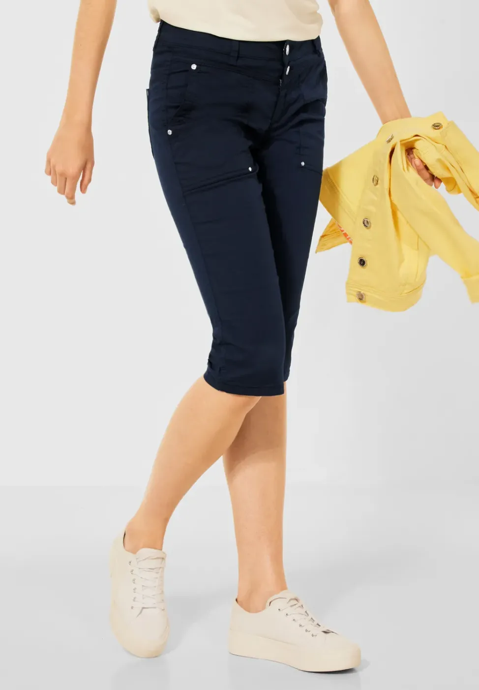 Casual Fit Bermuda