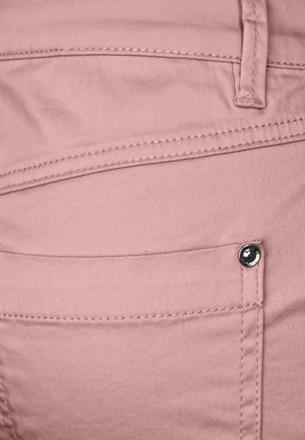 Casual Fit Hose