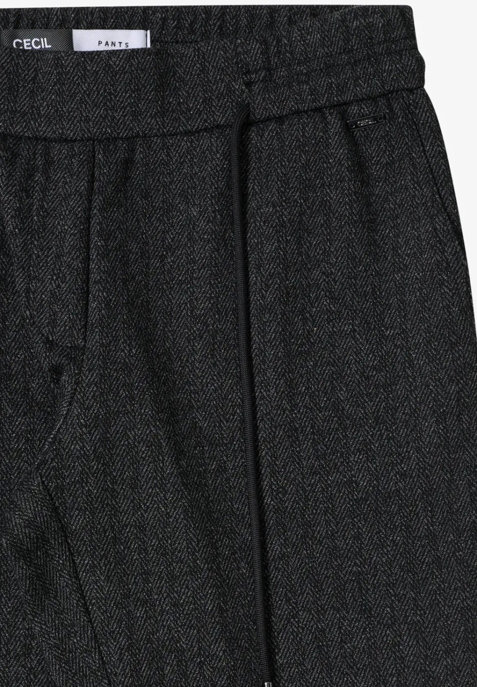 Casual Fit Hose